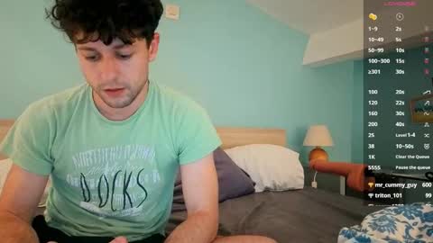 cutesubtwink101 online show from November 10, 4:04 am