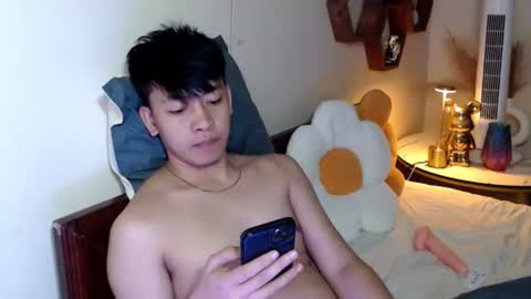 Neil Taylor online show from February 5, 7:50 pm