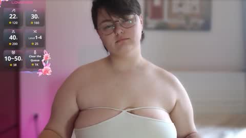 Sophie  Lilith online show from October 5, 7:28 am