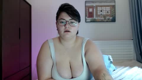 Sophie  Lilith online show from September 21, 7:12 am