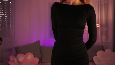 Maya  online show from January 17, 9:17 pm