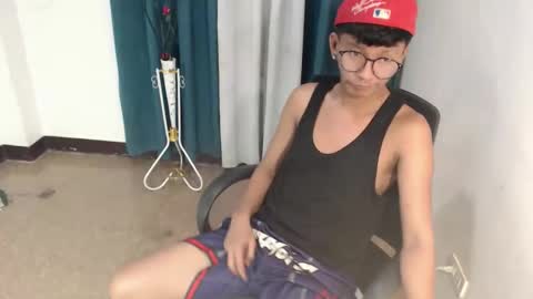 cutie_mico online show from May 12, 10:35 am
