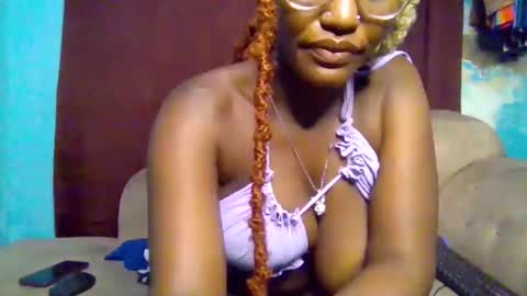 CUTIE online show from April 18, 11:56 am