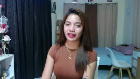 cutiepinay_chesca online show from March 12, 10:28 pm