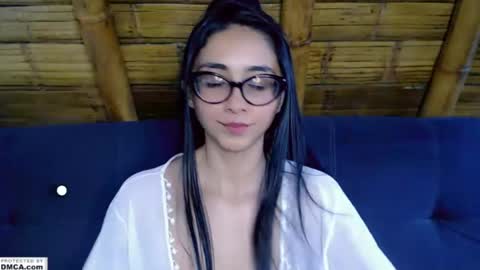 miss ari  online show from June 18, 10:04 pm