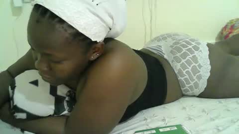 Cuty online show from December 5, 9:34 pm