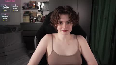 Helen Blossom online show from March 4, 2:36 pm