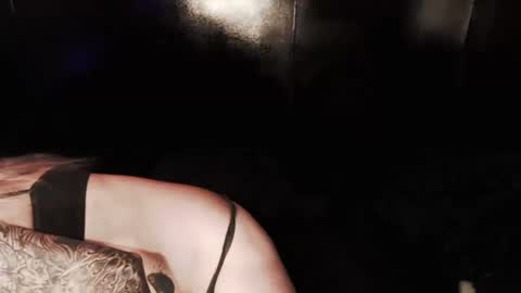 Nikki online show from October 2, 2:21 am