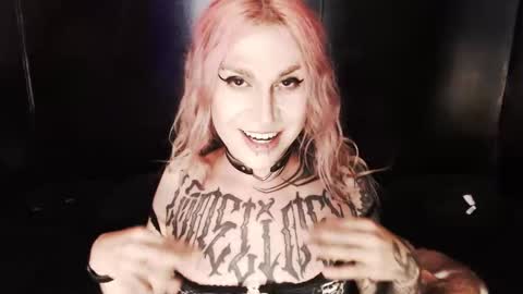 Nikki online show from October 25, 1:17 am