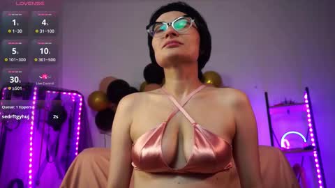 Lily Goddess online show from November 5, 4:47 am