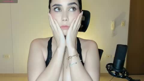 cyborgmuse online show from October 19, 6:40 am