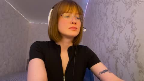 Sidny online show from April 15, 3:21 am