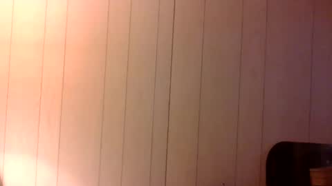 Snapshot of d1d_u_m1ss_1t chatting on December 3, 11:29 am d1d_u_m1ss_1t online show from December 3, 11:29 am