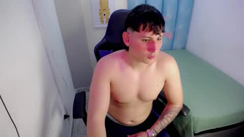 teddy online show from December 4, 1:55 pm