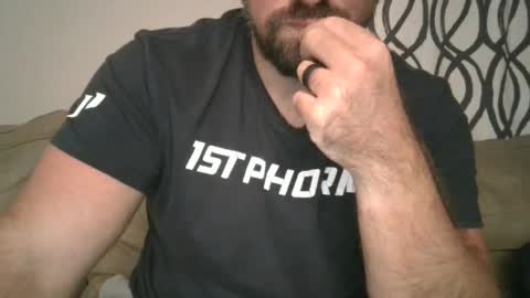 Snapshot of dadbod_1985sc chatting on September 21, 5:44 am Dad Bod - New Here online show from September 21, 5:44 am