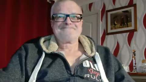 Brian ... online show from March 12, 9:07 pm