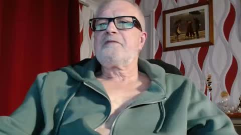 Brian ... online show from March 25, 8:59 pm