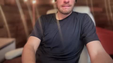 Leo online show from January 12, 9:44 pm