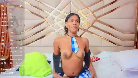 Snapshot of daddysneakinme chatting on February 11, 8:42 pm Anny  online show from February 11, 8:42 pm