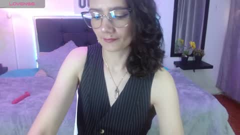 dafne_xx_ online show from October 17, 2:10 pm