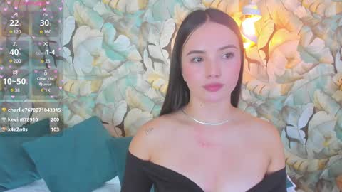 Snapshot of dafnevega chatting on March 4, 1:01 am Dafne  online show from March 4, 1:01 am