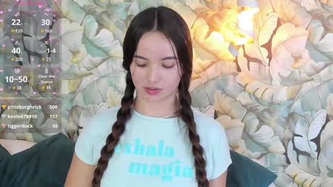 Snapshot of dafnevega chatting on February 7, 1:58 am Dafne  online show from February 7, 1:58 am