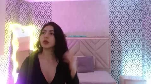 dahia  online show from January 11, 3:45 am