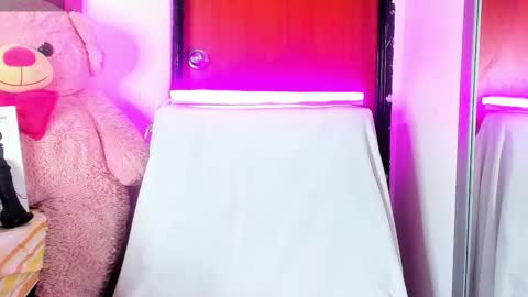 Snapshot of dahiangomezz chatting on October 16, 5:34 pm    online show from October 16, 5:34 pm