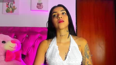 Snapshot of dahiangomezz chatting on September 18, 8:07 am    online show from September 18, 8:07 am