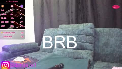 daila_ online show from March 4, 1:24 am