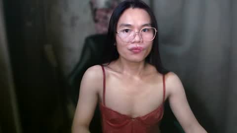 Kim online show from July 7, 7:29 pm