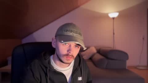 Daimon  online show from February 2, 11:53 pm