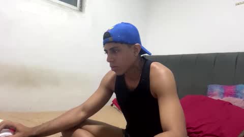 Dainn and Eris online show from April 21, 3:35 am