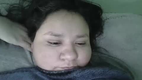 daisnconfusion_ online show from January 17, 7:49 pm