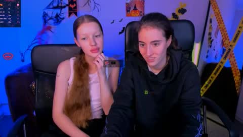 daisy online show from November 4, 8:43 pm