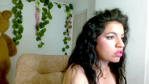 dakelyne142561 online show from April 30, 5:40 pm