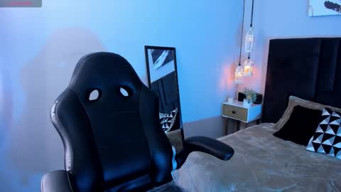 Dakhota online show from November 7, 4:04 am