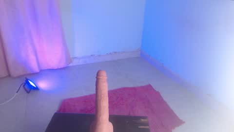 Snapshot of dakkotta_curvy chatting on October 27, 8:03 am VALENTINA  online show from October 27, 8:03 am