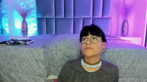 Dakota  online show from June 16, 3:43 am