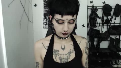 Snapshot of dakota_krall_ chatting on October 16, 11:54 am dakota online show from October 16, 11:54 am