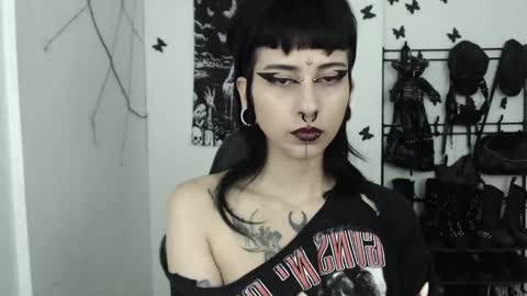 Snapshot of dakota_krall_ chatting on October 7, 3:13 am dakota online show from October 7, 3:13 am