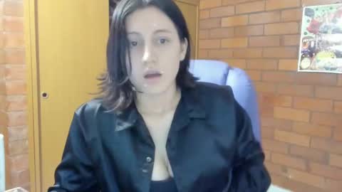 The girl of your dreams o online show from March 10, 10:55 pm