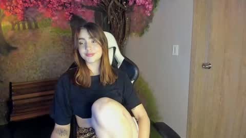 Snapshot of dakotarusell chatting on March 5, 2:34 pm DakotaRusell  online show from March 5, 2:34 pm