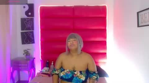 dakotaxt online show from July 12, 9:01 am