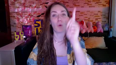 Dalia  online show from November 20, 9:52 am