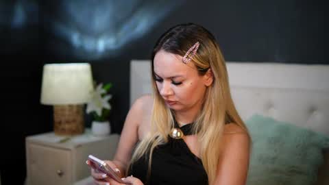  Dalia  online show from August 8, 9:03 pm