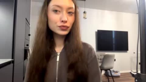 Gina online show from November 22, 10:35 am