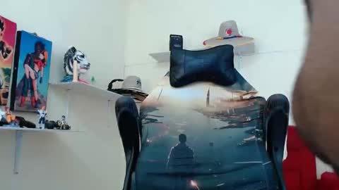 damian64436171 online show from October 27, 10:21 pm