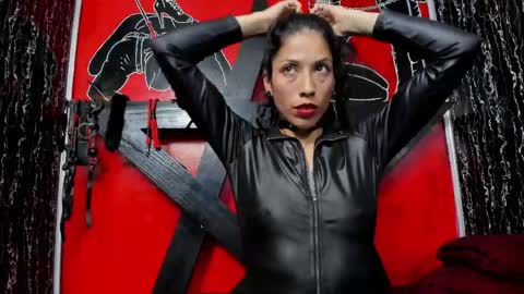 damian_and_tiana online show from April 17, 2:52 pm