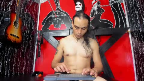 damian_and_tiana online show from April 1, 1:41 pm